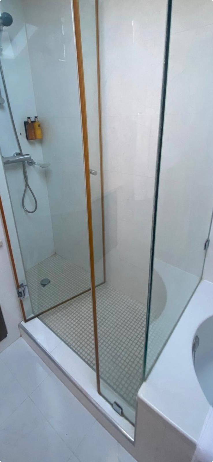 Old enclosed shower section before work started
